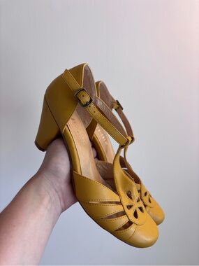 Chelsea Crew Retro Mustard T-Strap Heels